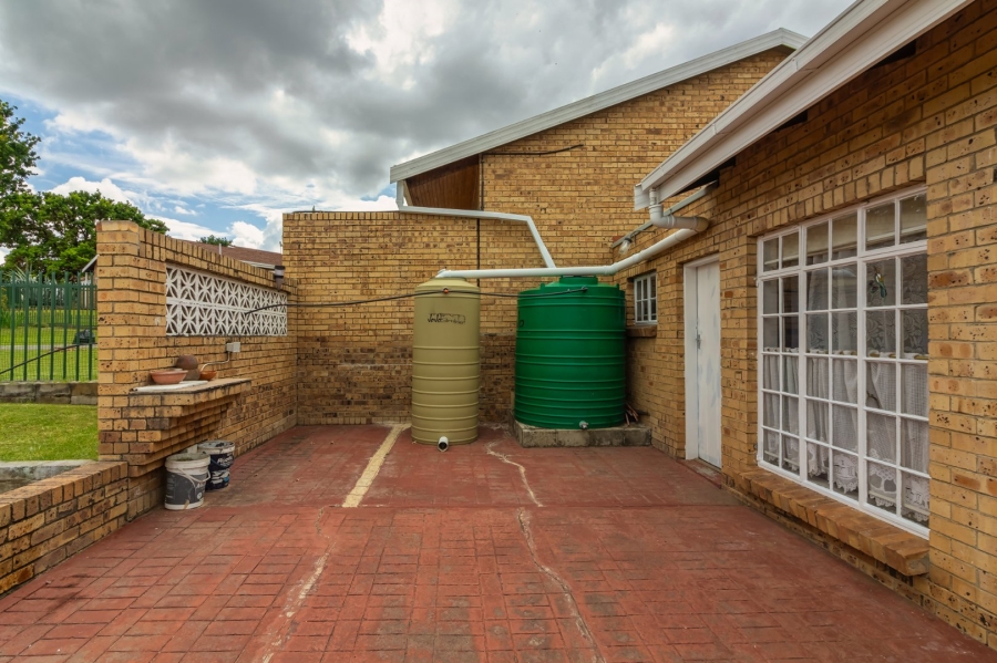 3 Bedroom Property for Sale in Uitsig Free State